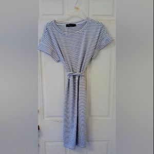 Women's Merokeety Size Large Blue & White Striped Pocketed Midi Dress